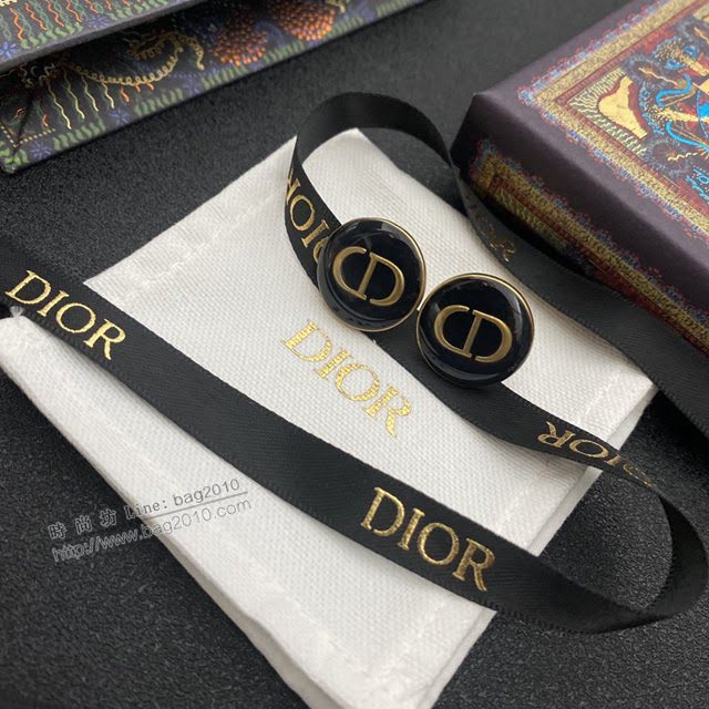 Dior飾品 迪奧經典熱銷款925銀針字母CD滴釉圓形紐扣耳釘耳環  zgd1460